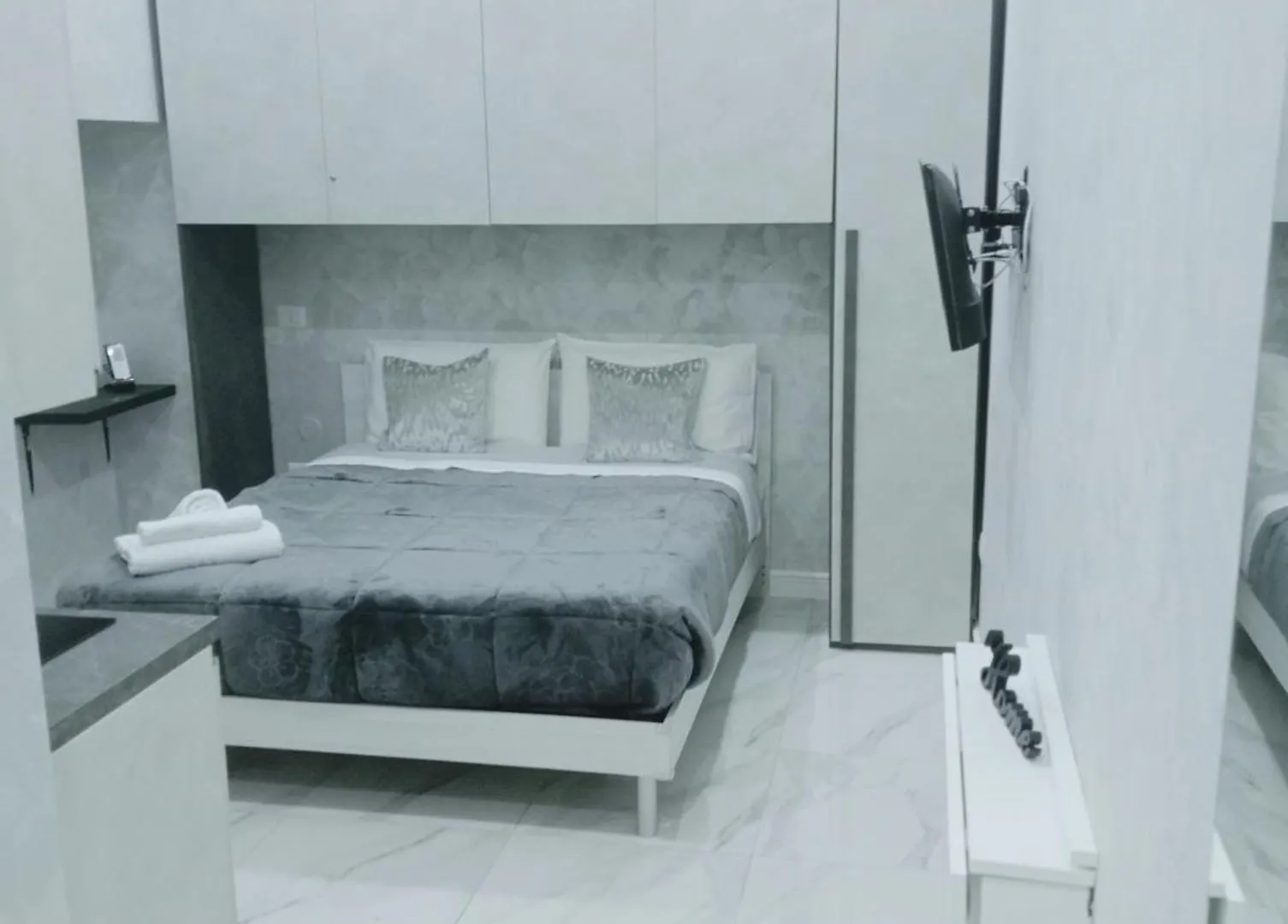 Vincenza'S House Apartment Naples